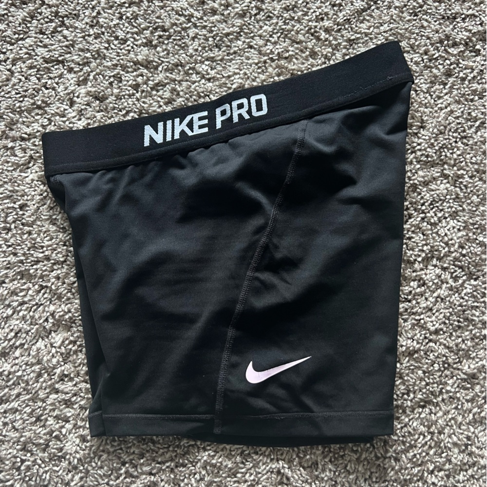 Nike Pro Dri Fit Athletic Shorts 3”